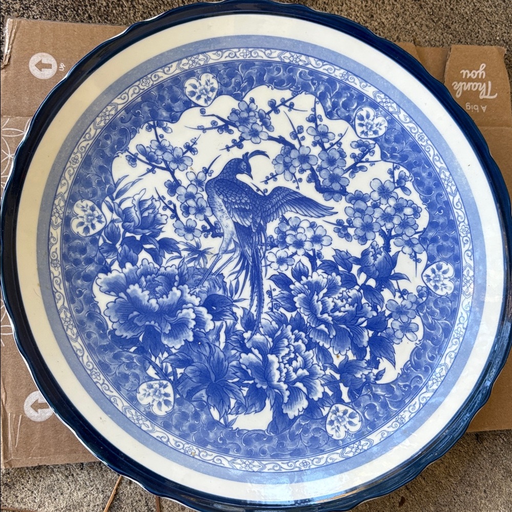 Blue and White Decorative (wall mount) Plate or serving platter - Picture 5 of 5